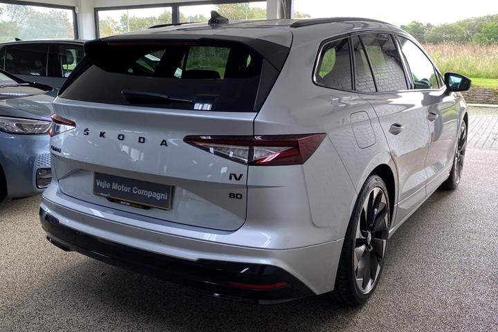 Sølv Skoda Enyaq fra 2022