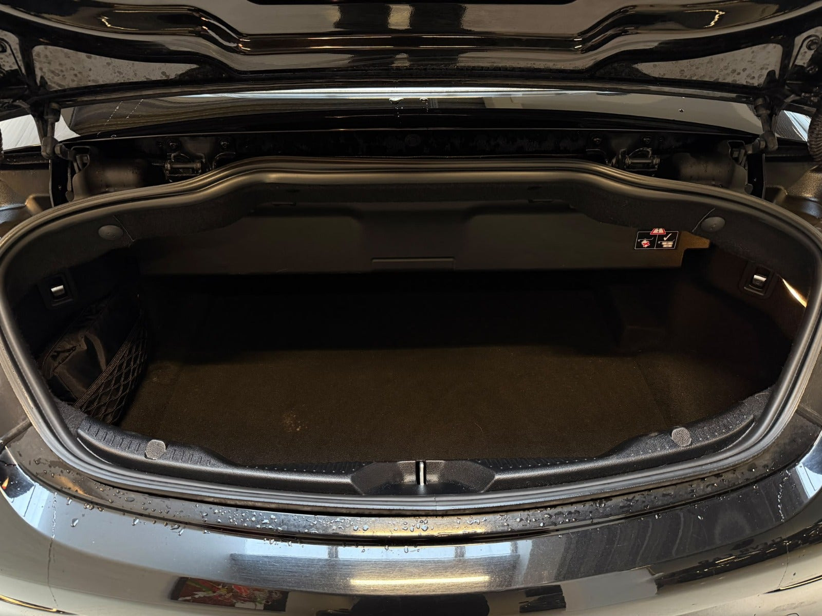 Sort Mercedes C43 fra 2017