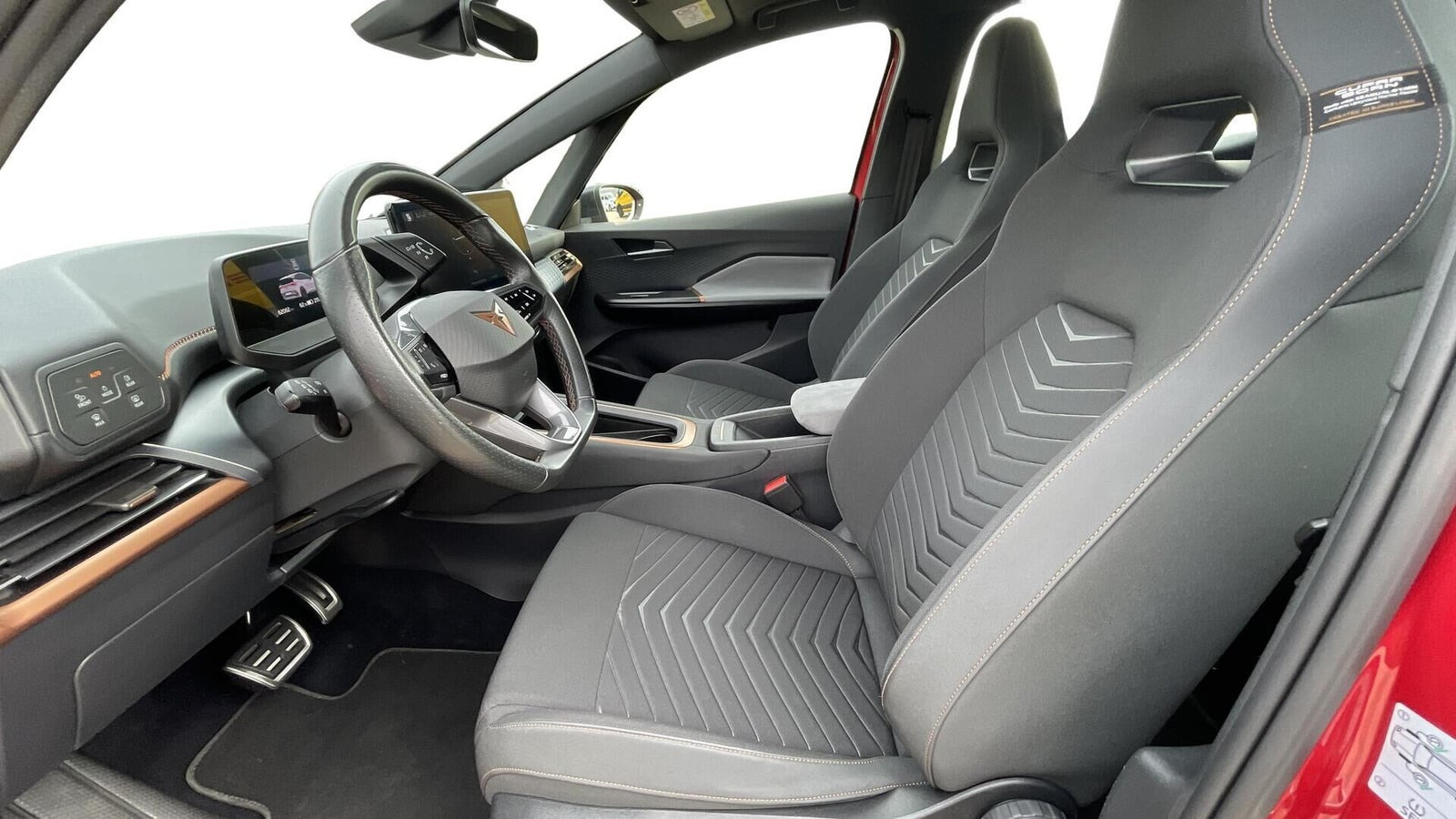 Rød Cupra Born fra 2023