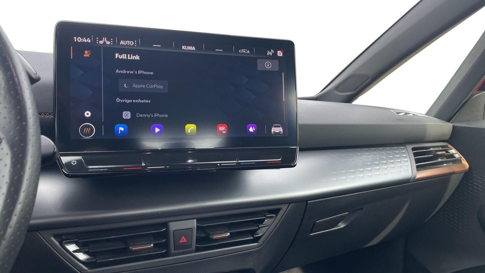 Rød Cupra Born fra 2023