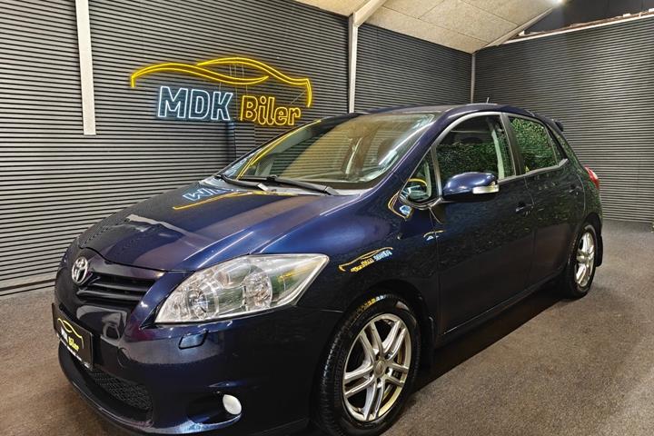 undefined Toyota Auris fra 2010
