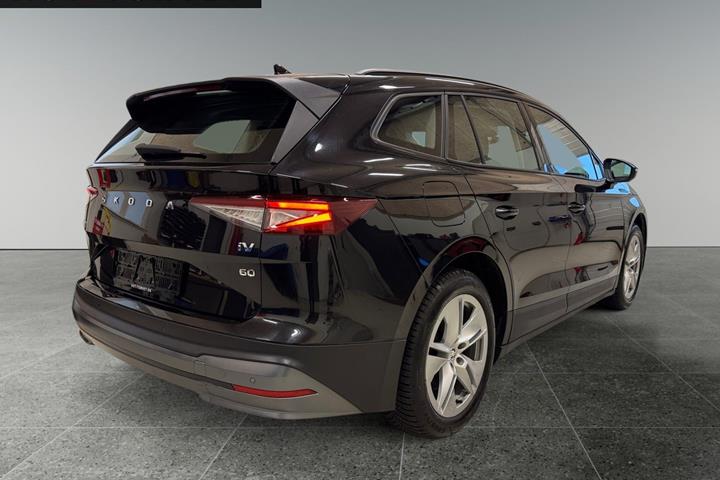 Sort Skoda Enyaq fra 2022