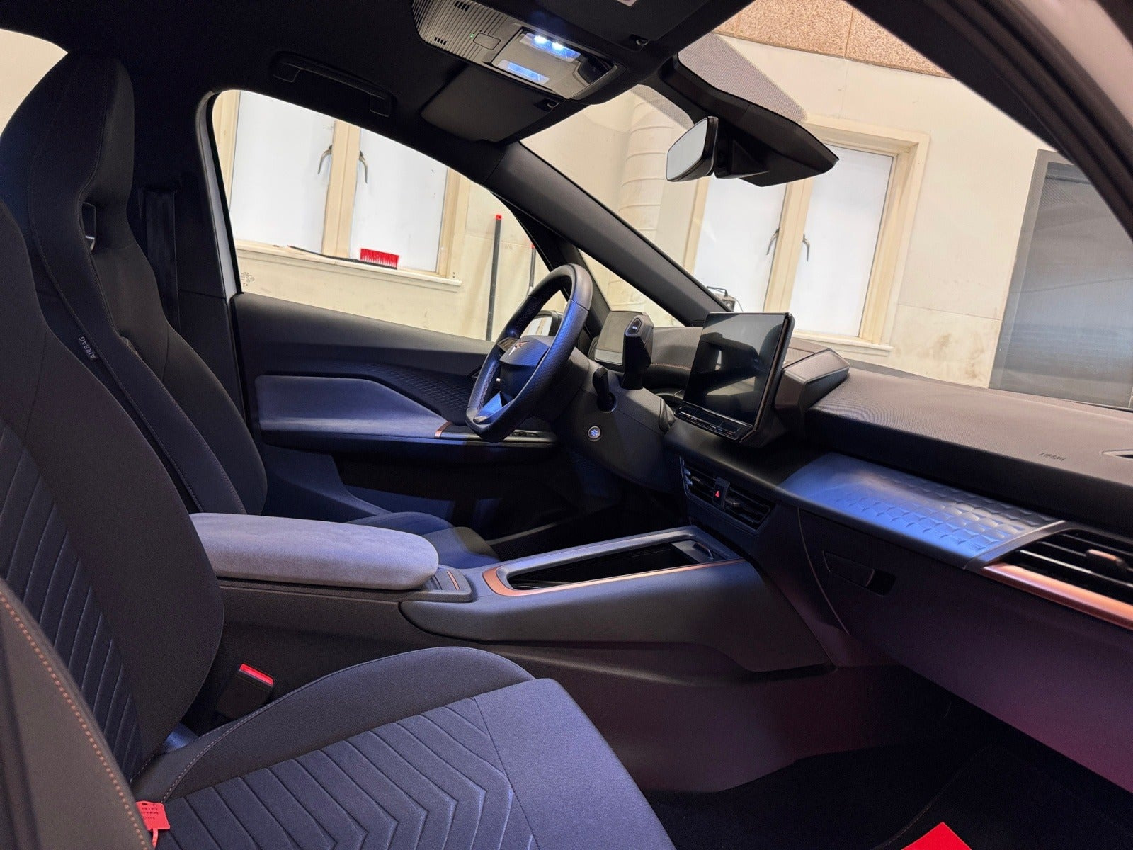 Hvid Cupra Born fra 2023