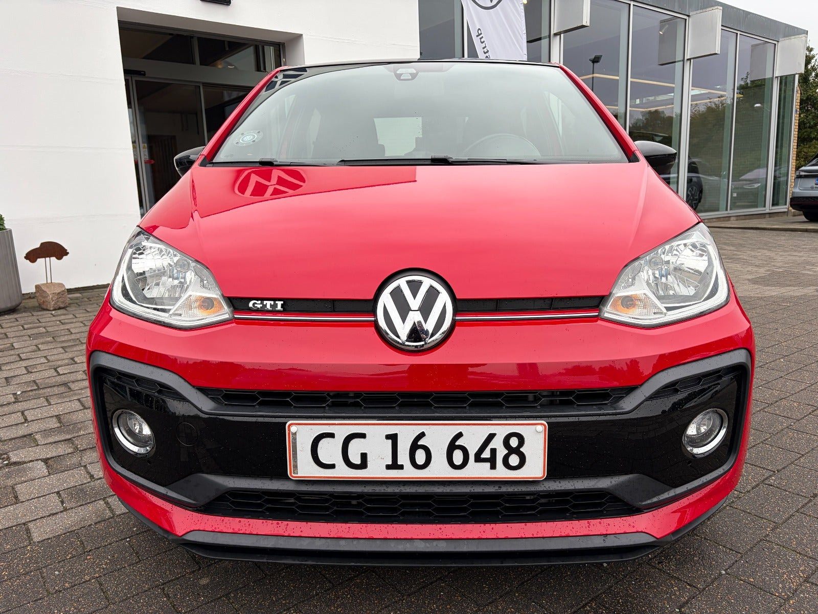 Rød VW UP! fra 2019