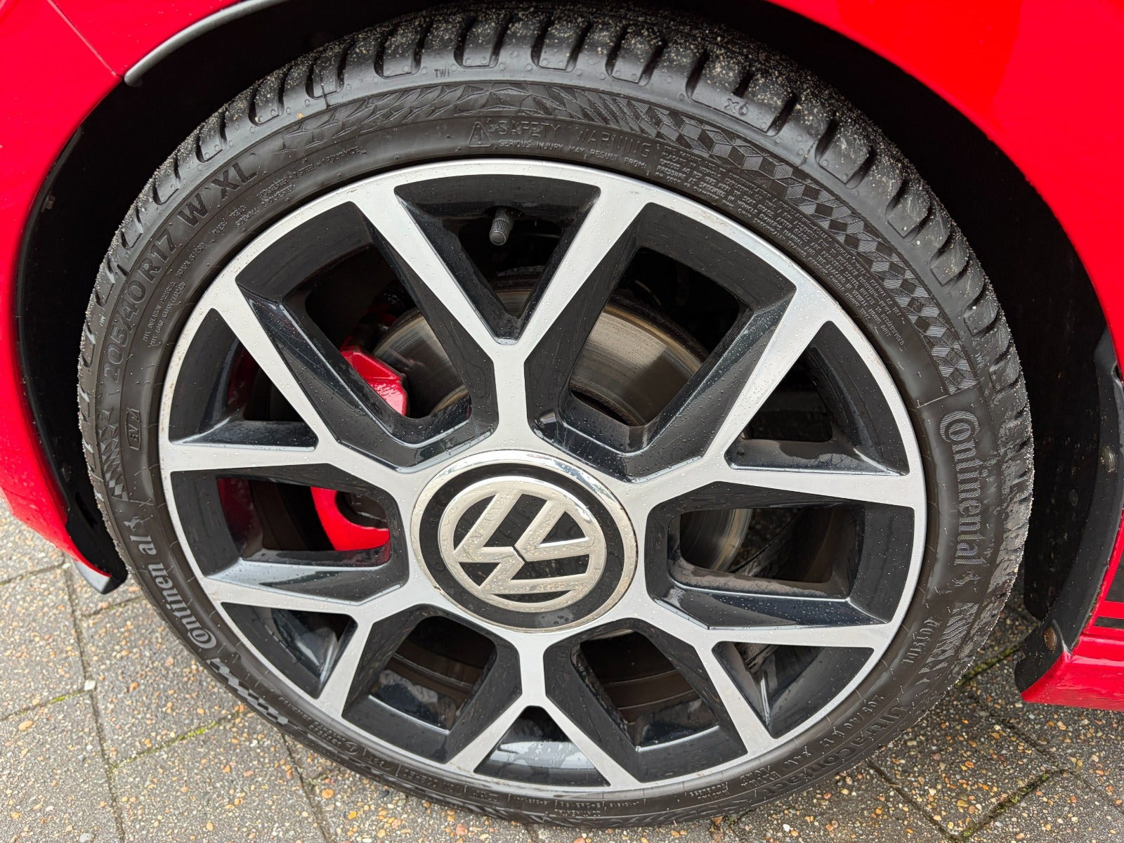 Rød VW UP! fra 2019