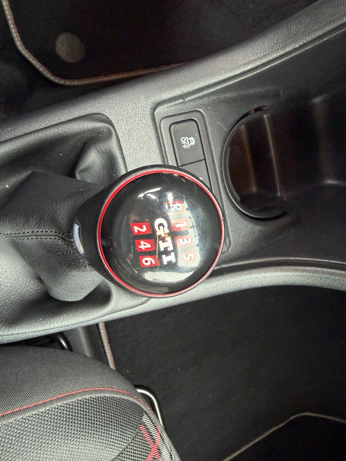 Rød VW UP! fra 2019