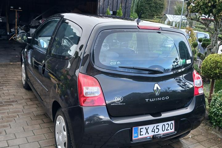 Sort Renault Twingo fra 2011