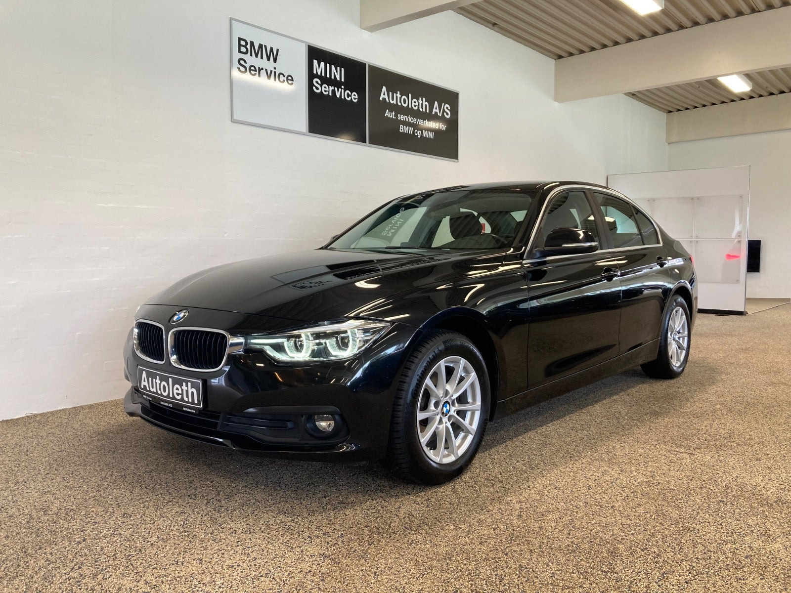 BMW 320d 2,0 Advantage aut.