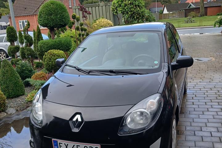 Sort Renault Twingo fra 2011