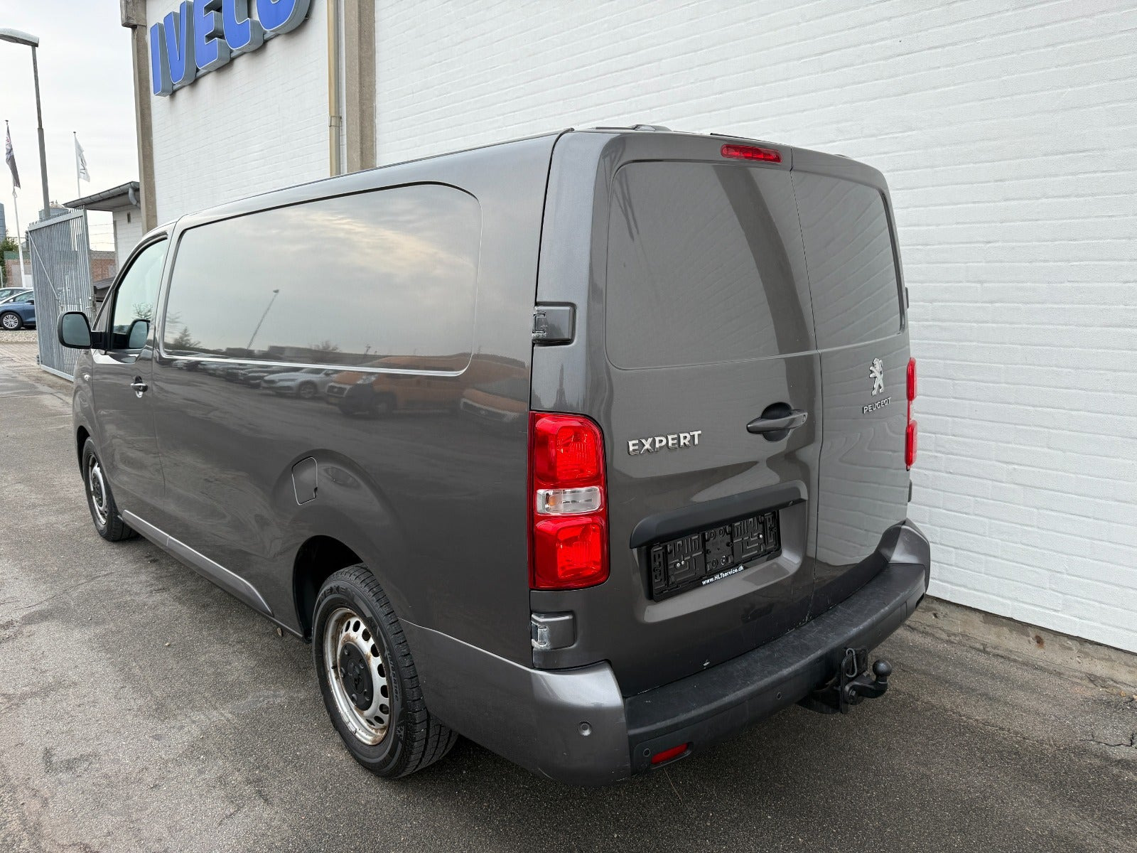 Sort Peugeot Expert fra 2019