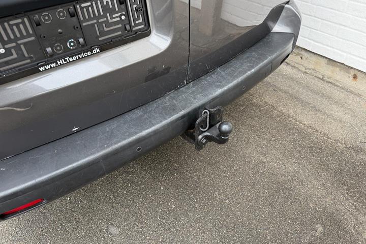 Sort Peugeot Expert fra 2019