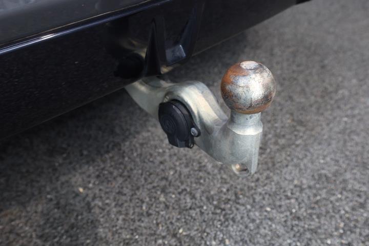 Sort BMW X5 fra 2023