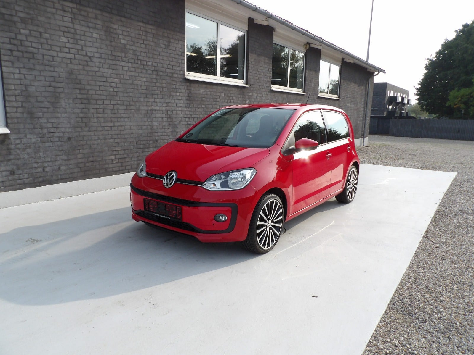 Rød VW UP! fra 2019