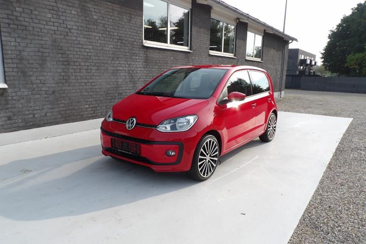 Rød VW UP! fra 2019