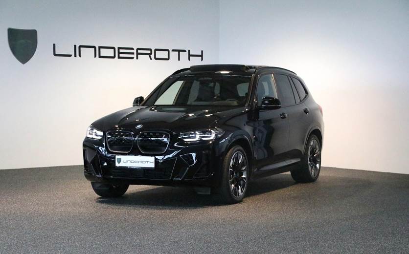 BMW iX3 Charged Plus M-Sport