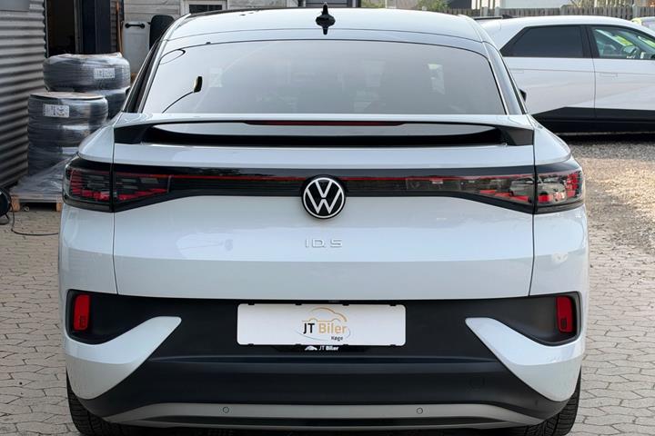 Hvid VW ID.5 fra 2025