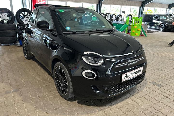 Sort Fiat 500e fra 2022