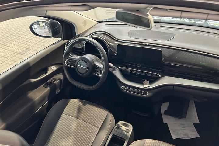 Sort Fiat 500e fra 2022
