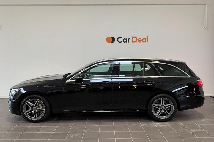 Sort Mercedes E300 e fra 2022