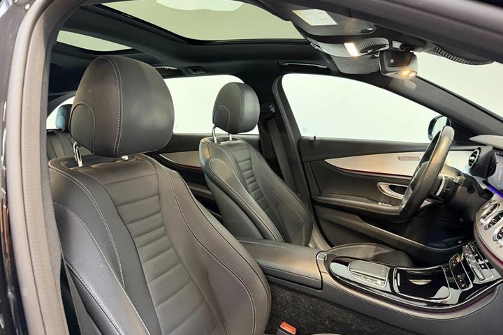 Sort Mercedes E300 e fra 2022