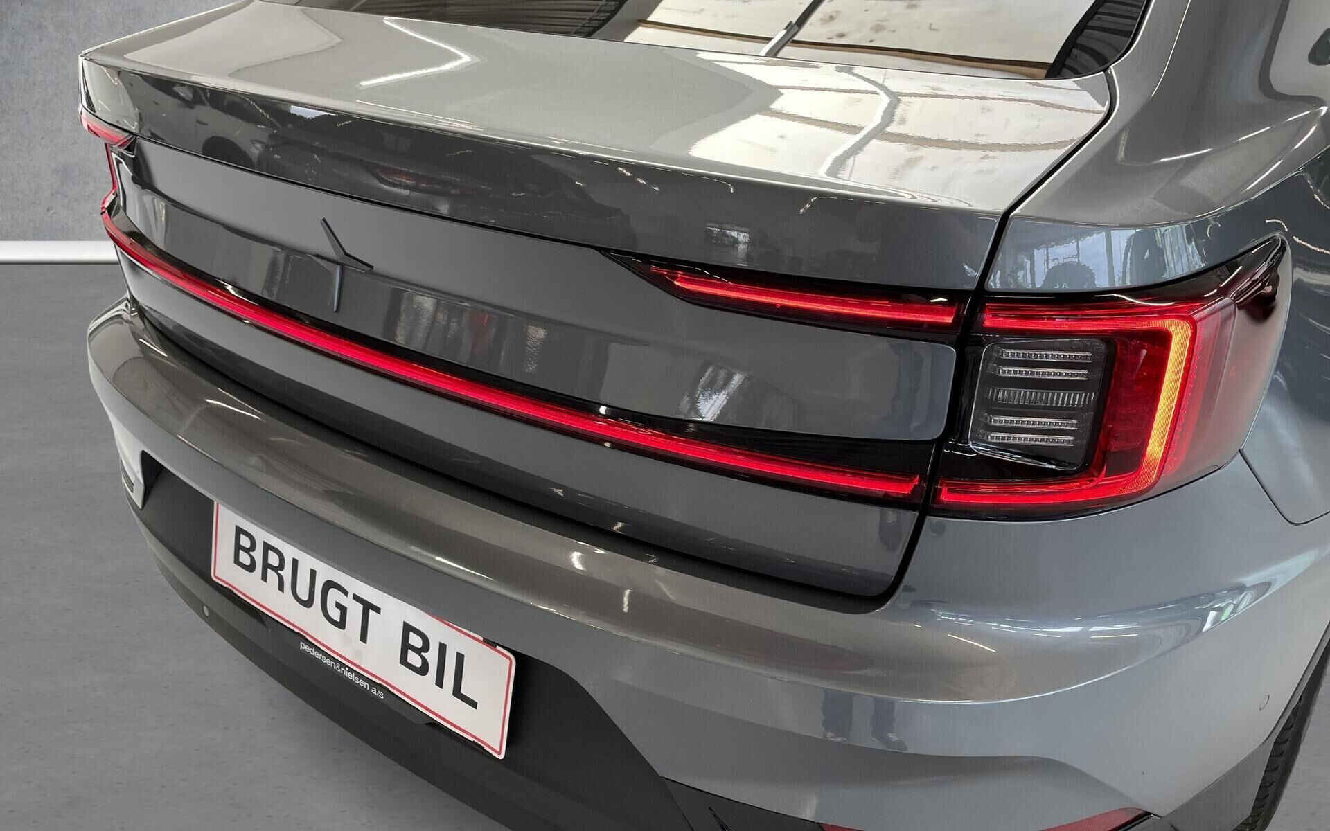 Grå Polestar 2 fra 2026