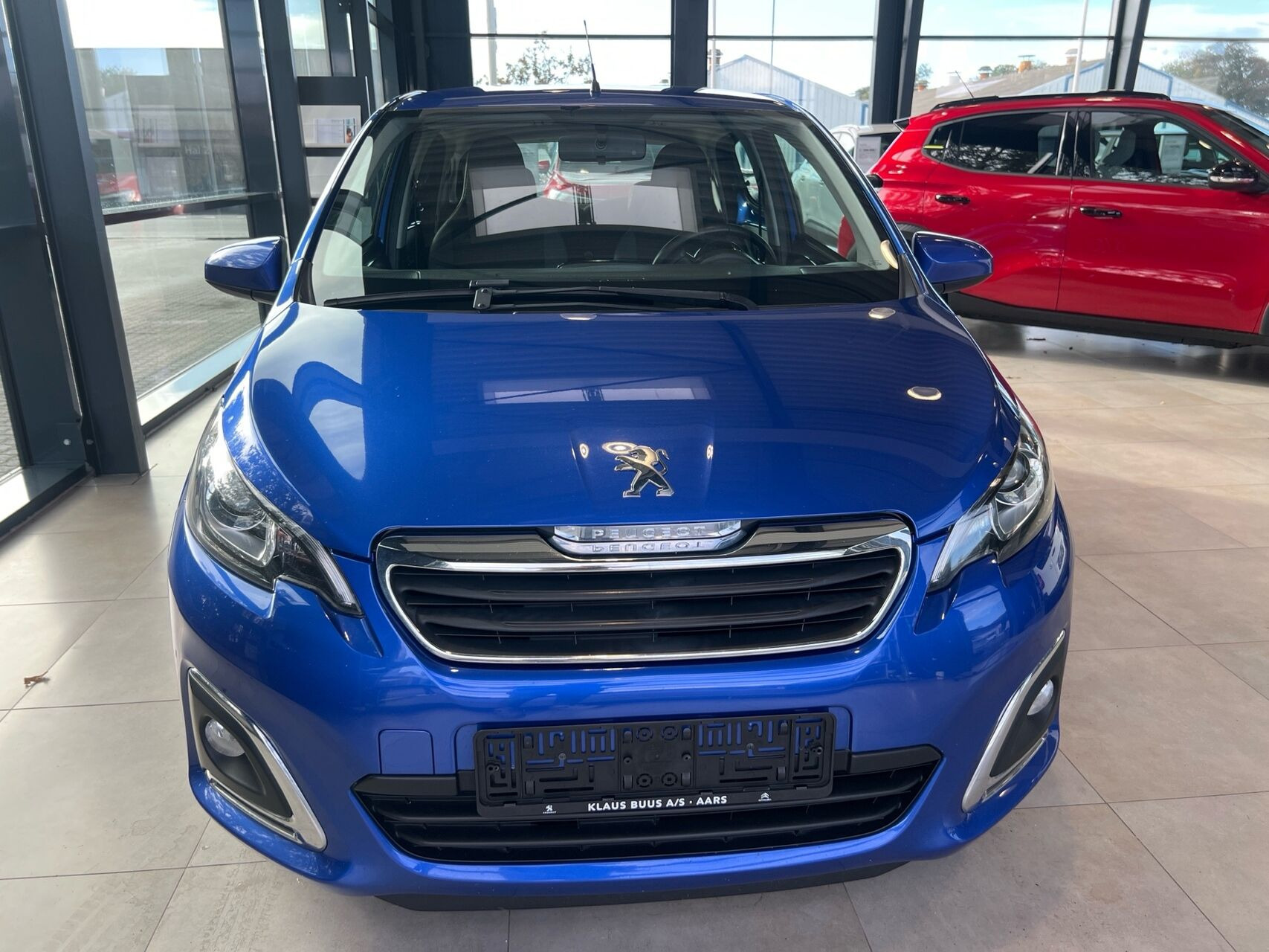 Blå Peugeot 108 fra 2021