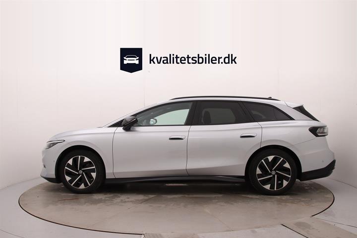 Sølv VW ID.7 fra 2025