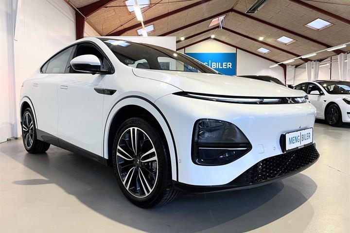 Hvid Xpeng G6 fra 2024