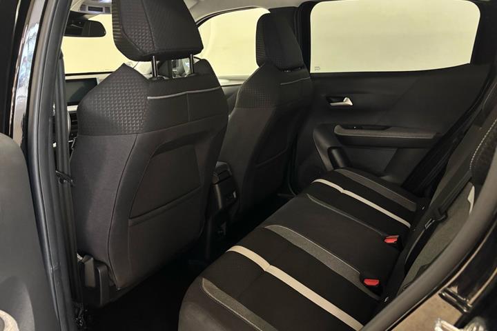 Sort Opel Frontera fra 2025
