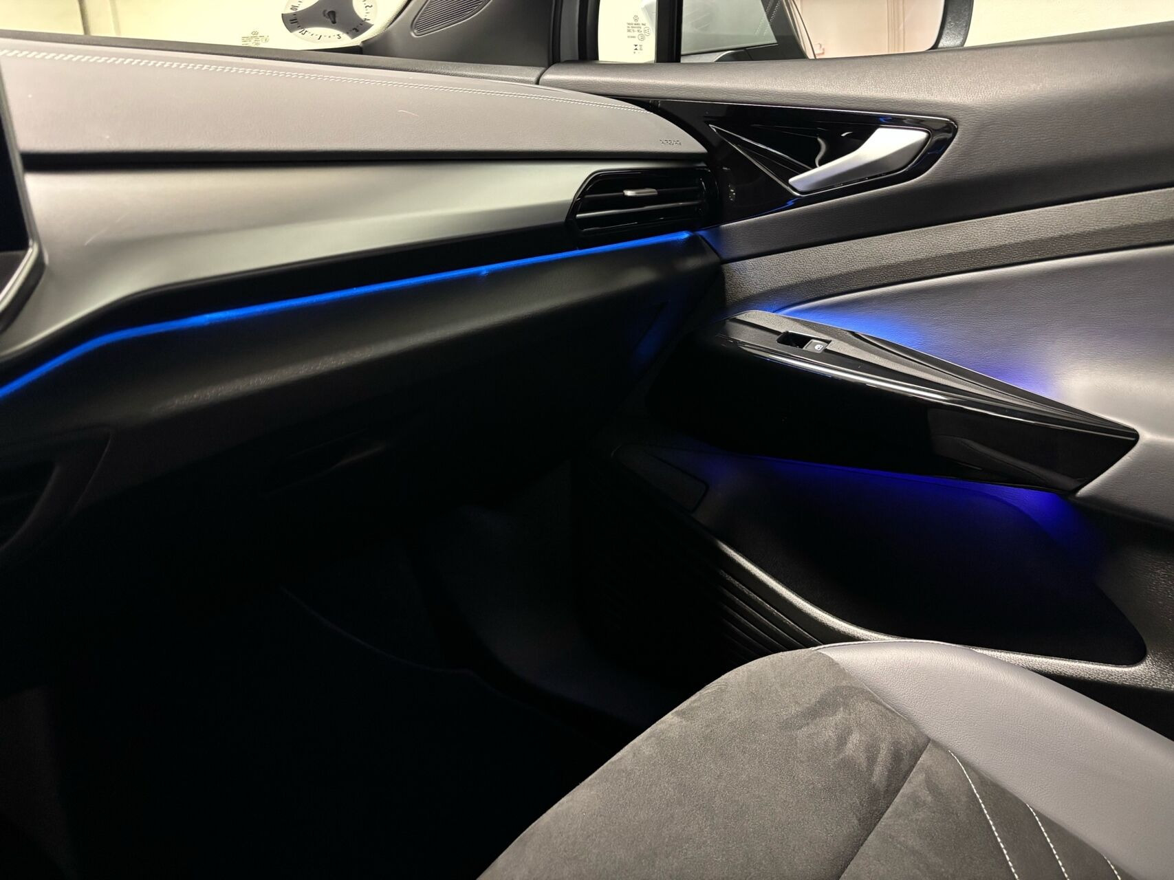 Hvid VW ID.5 fra 2025