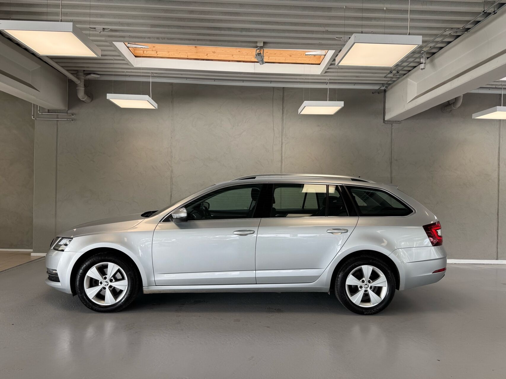 Sølv Skoda Octavia fra 2019