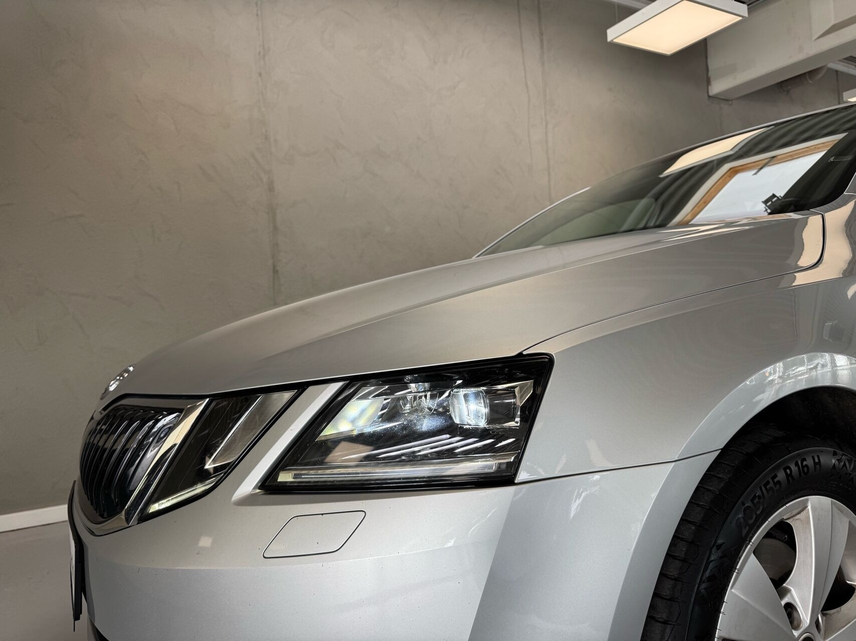 Sølv Skoda Octavia fra 2019
