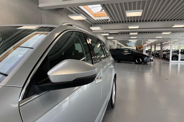 Sølv Skoda Octavia fra 2019