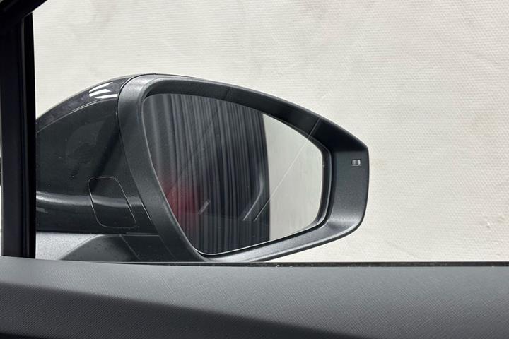 Sort Skoda Enyaq fra 2026