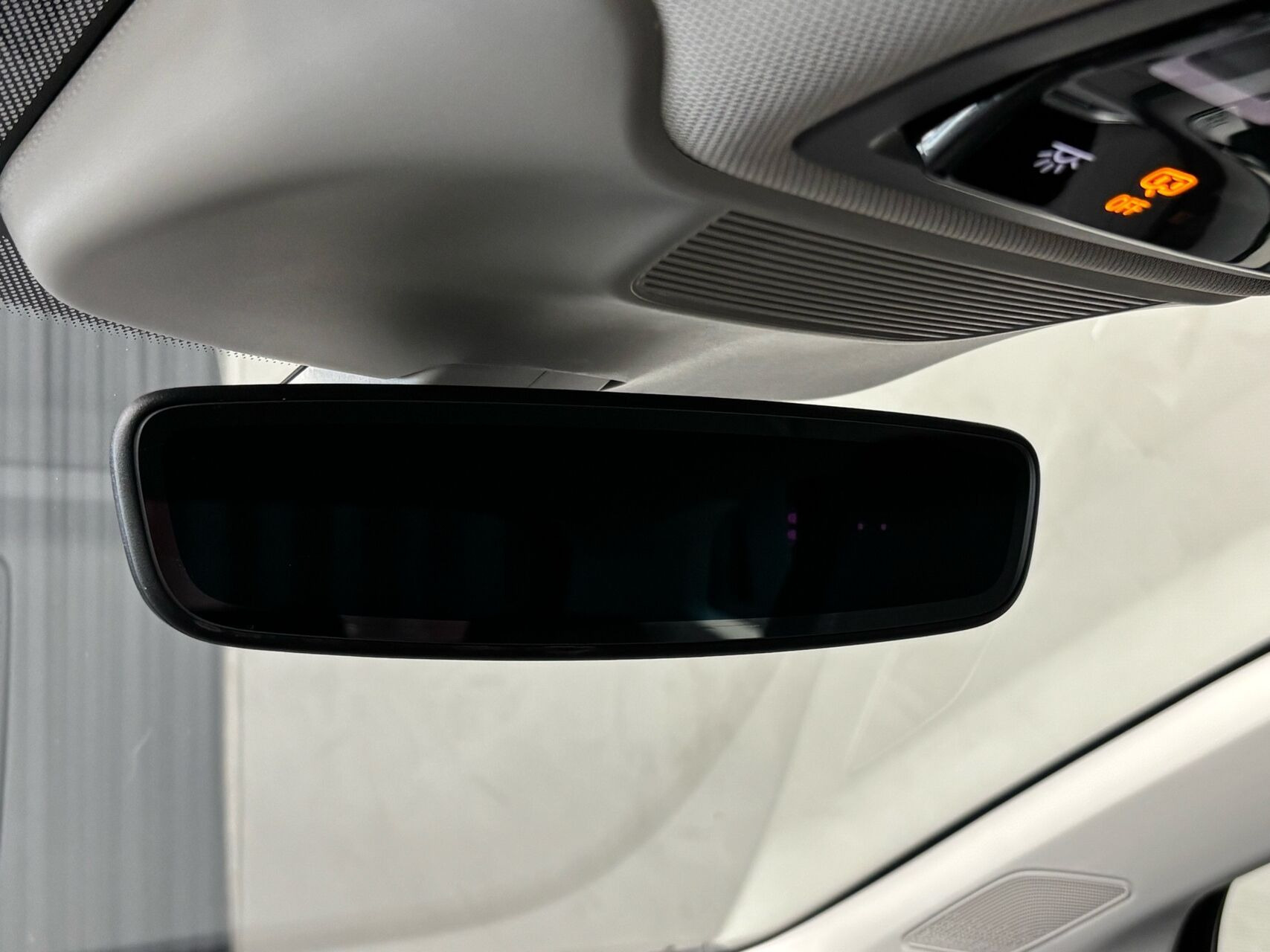 Sort Skoda Enyaq fra 2026