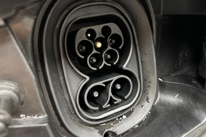 Sort Skoda Enyaq fra 2026