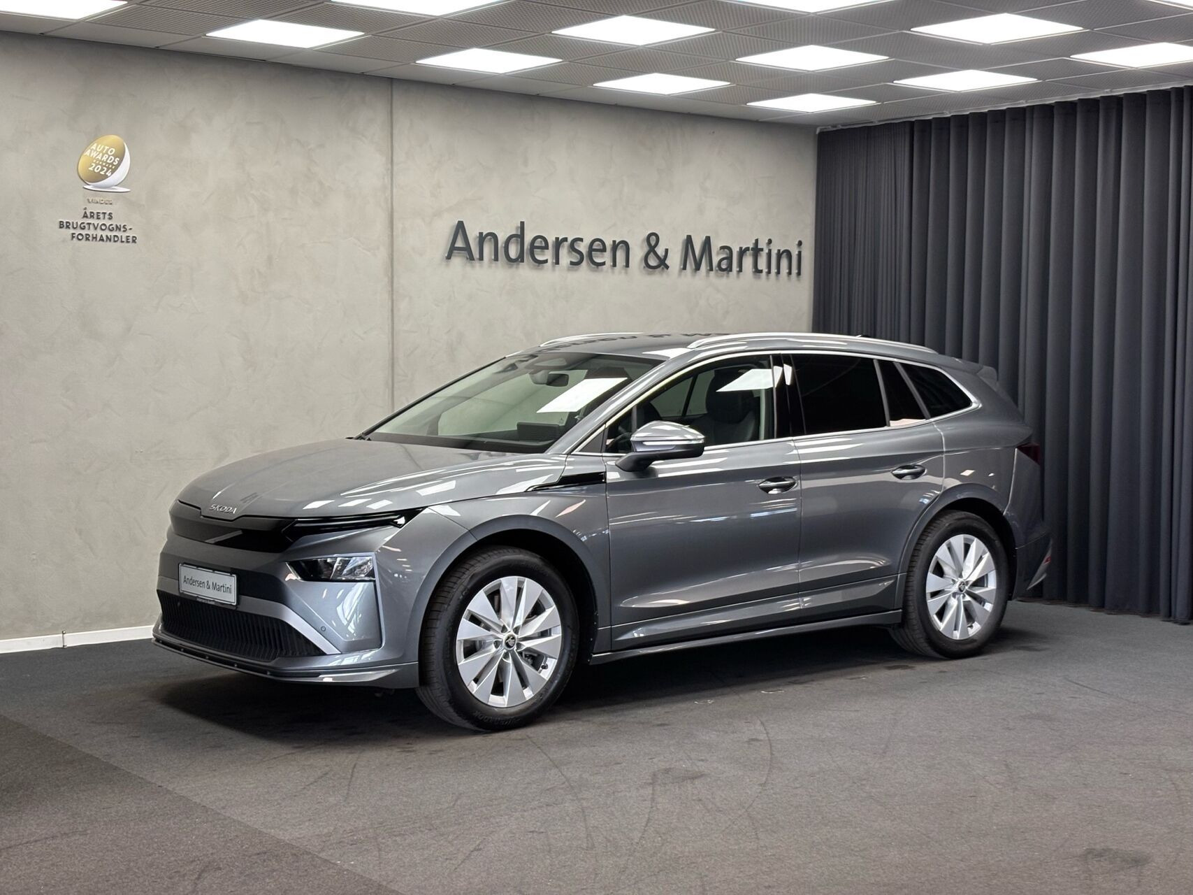 Grå Skoda Enyaq fra 2026
