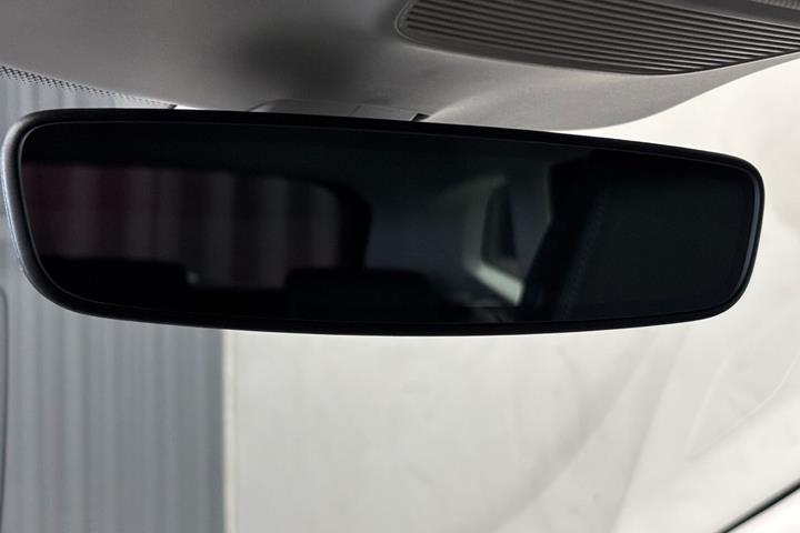 Grå Skoda Enyaq fra 2026