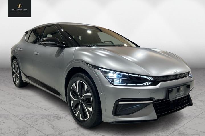 Grå Kia EV6 fra 2022 set udefra