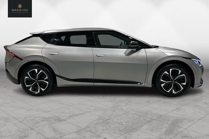 Grå Kia EV6 fra 2022