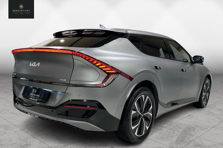 Grå Kia EV6 fra 2022