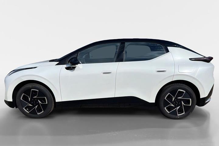 Hvid Lynk & Co 02 fra 2026
