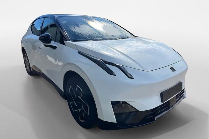 Hvid Lynk & Co 02 fra 2026