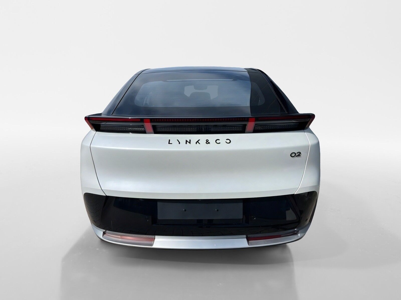 Hvid Lynk & Co 02 fra 2026