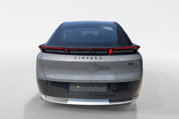 Grå Lynk & Co 02 fra 2026