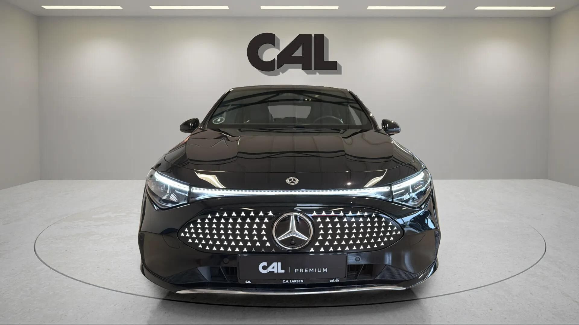 Sort Mercedes CLA250+ fra 2025