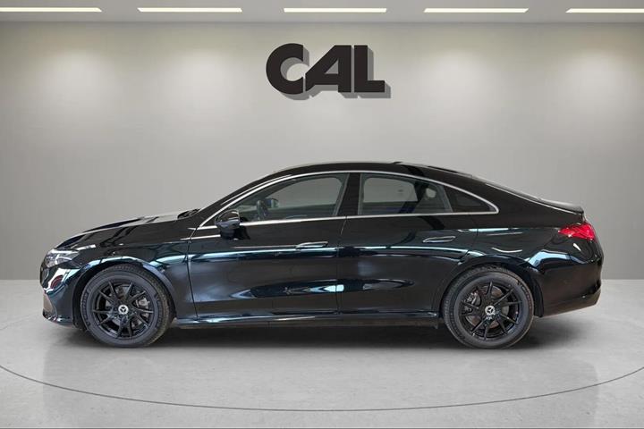 Sort Mercedes CLA250+ fra 2025
