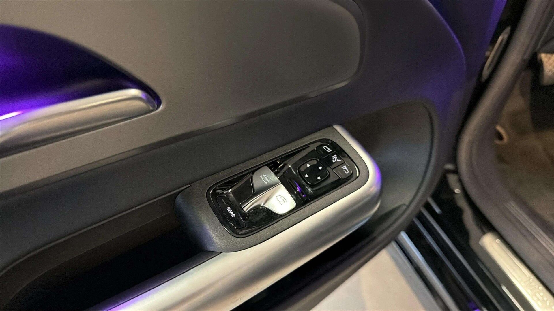 Sort Mercedes CLA250+ fra 2025