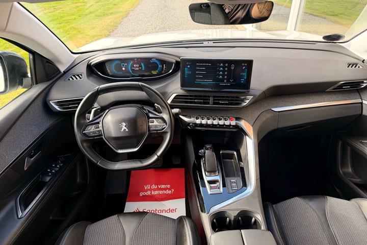 Hvid Peugeot 3008 fra 2021