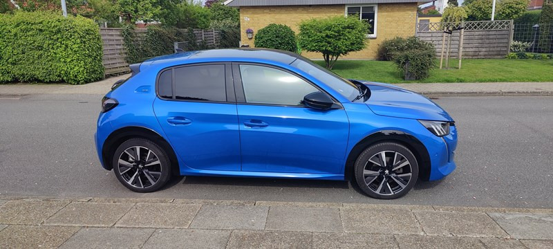 undefined Peugeot 208 fra 2021